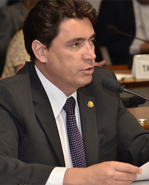 Wilder Morais, senador goiano: proposta de duas universidades públicas incluída no Plano Plurianual